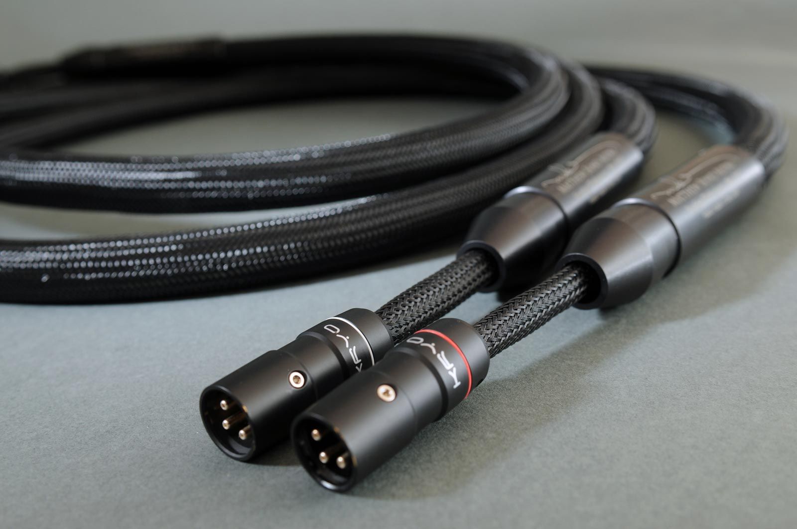 Matthew Bond Audio Analog Reference Interconnect cable connectors closeup